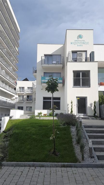 Apartament Magnolia Przy Morzu Miedzyzdroje Exterior photo